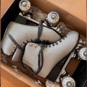 Poster Girl Bling Roller Skates